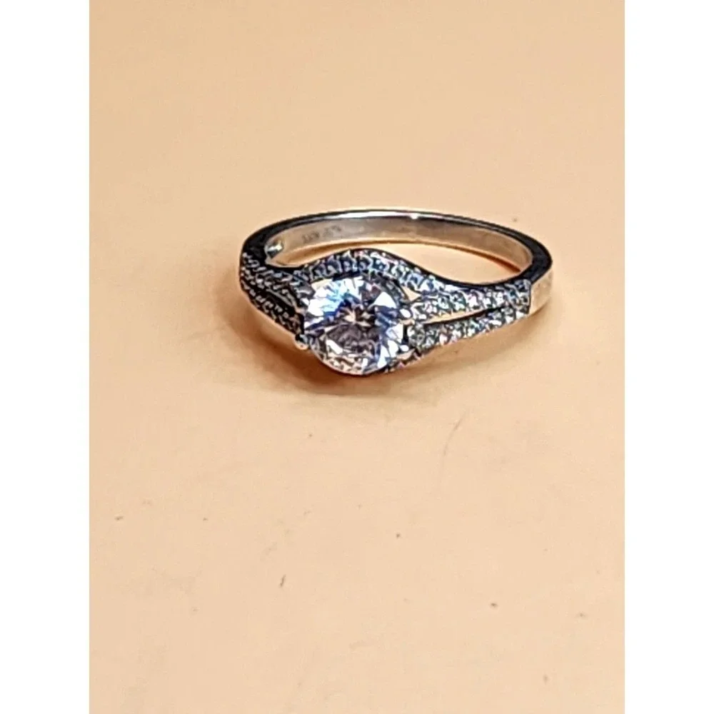 Vtg KIRAN JEWELS KRN Signed 925 Sterling Silver CZ Ring Size 8¼ FREE $HIPPING!!‎